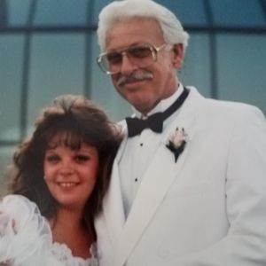 Meet your Posher, Leigh